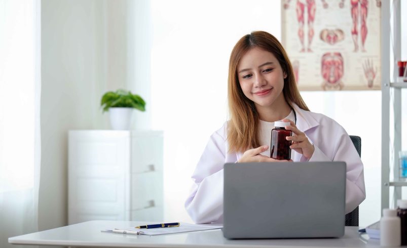 How Clinics Can Build a Strong Medical Brand Online: